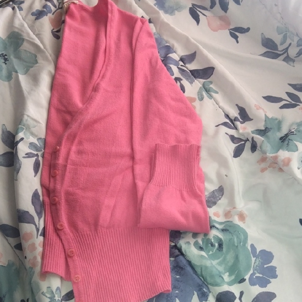 Elegant Pink Women's Cardigan